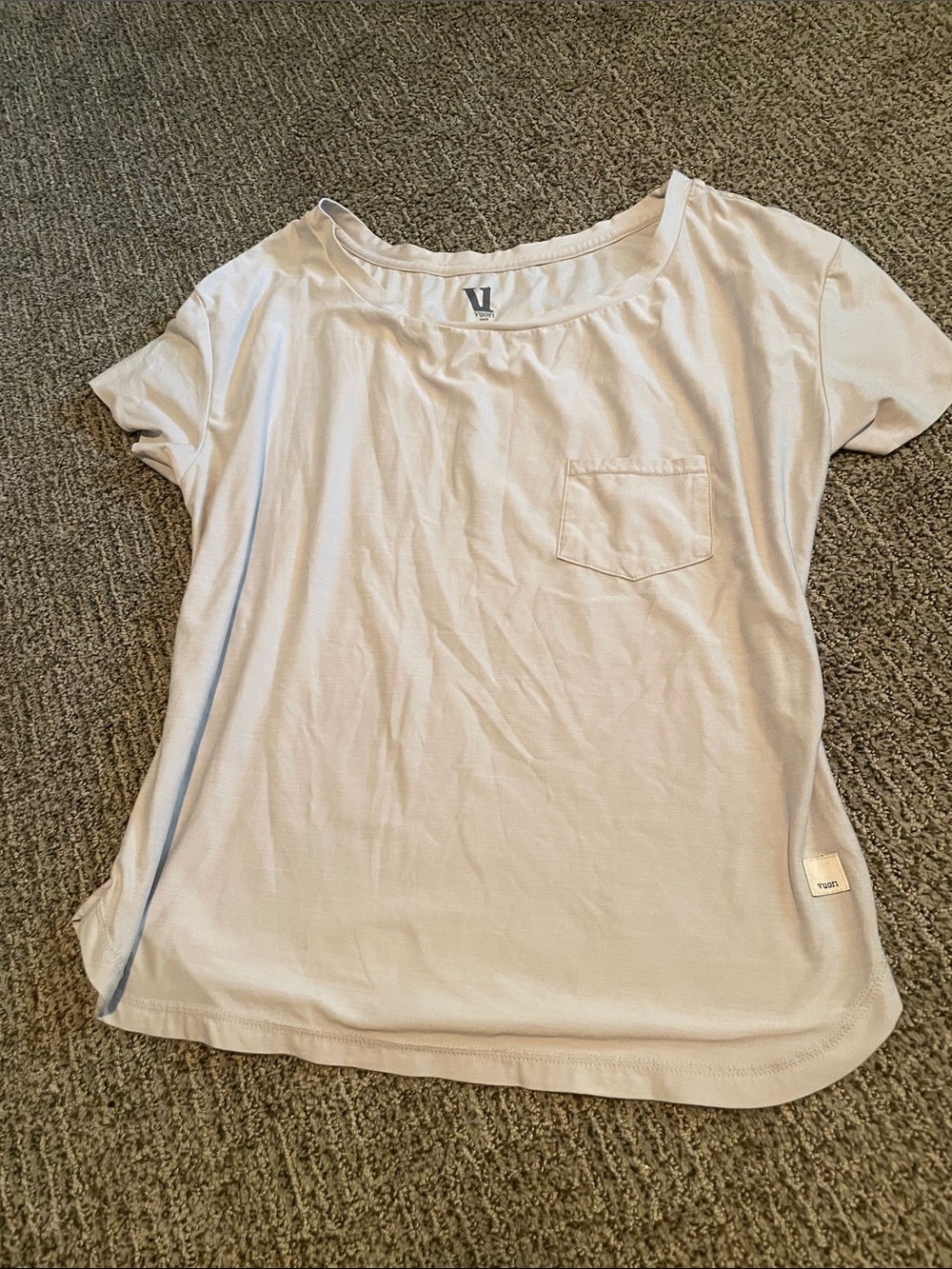 Vuori Grey Scoop Pocket Tee Size Small